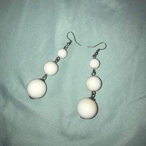 Cute white/silver earrings. MUST BE BUNDLED